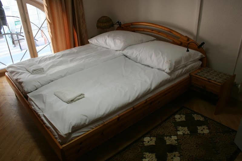 Hostel Walking Bed Budapest Downtown Exterior foto